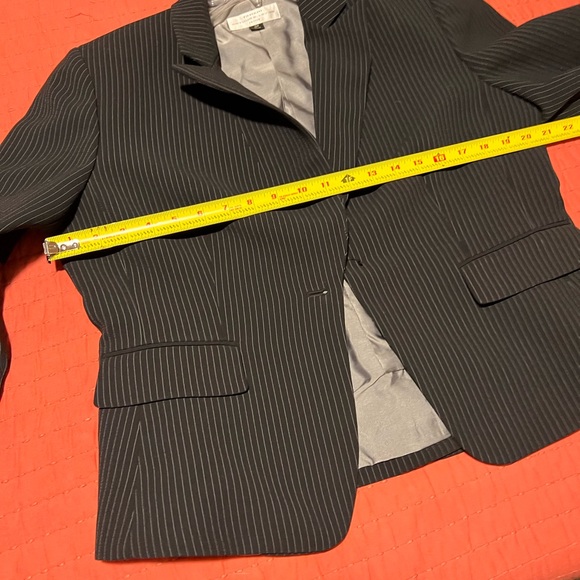 Tahari 3 piece suit. Black with white pin stripe. Like new - Picture 9 of 9